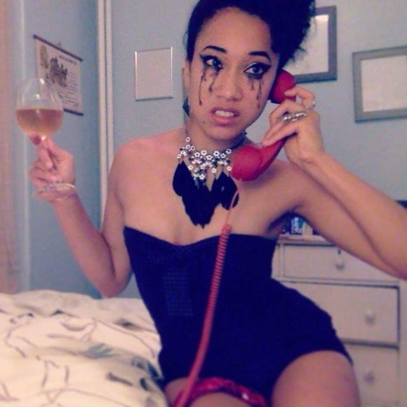 Welcome to Fish’s Closet! 🐠👗👠 - Picture 7 of 8